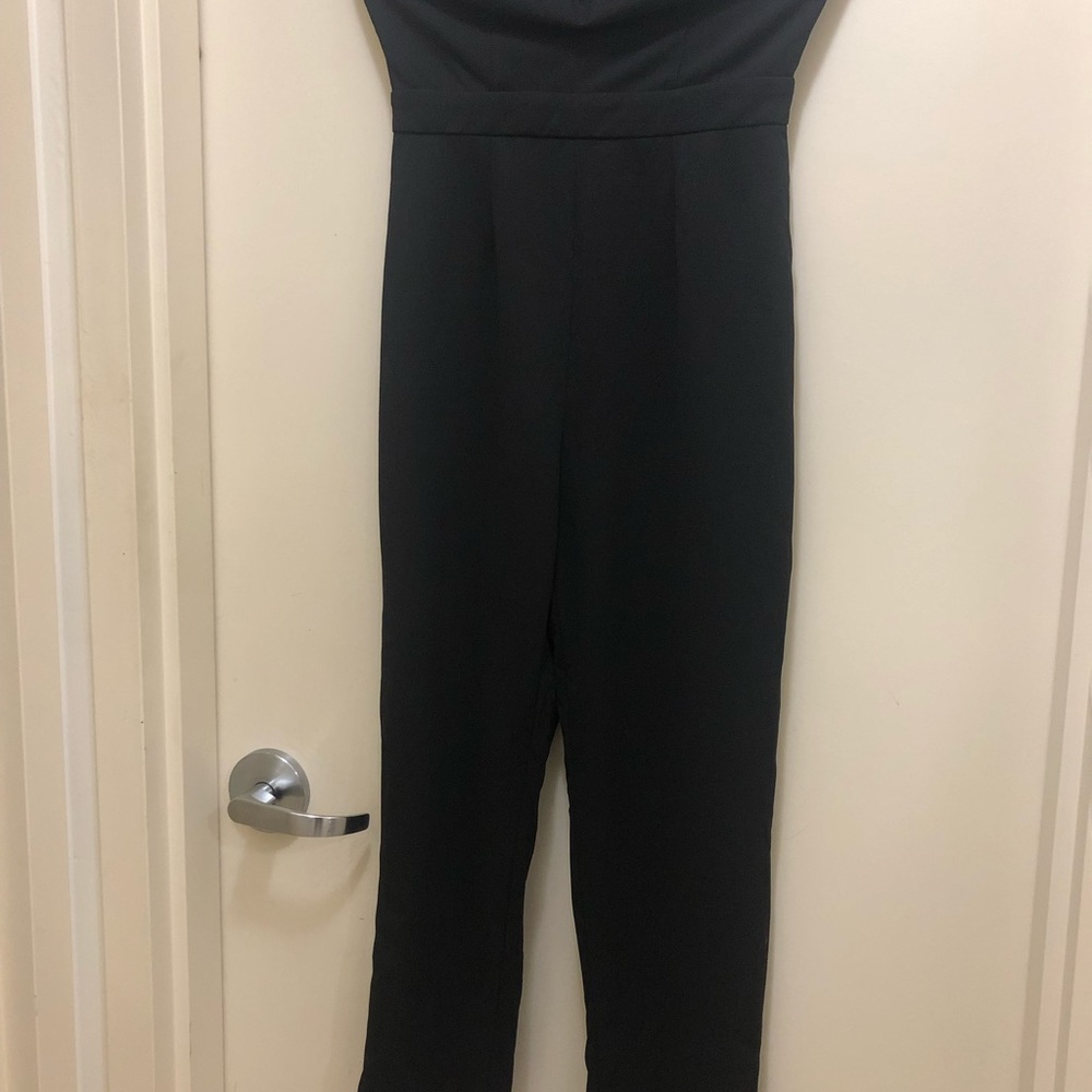 Clothes - Picture 7 of 16